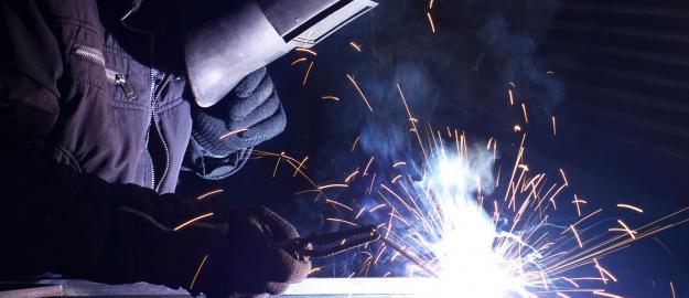 TRA Lassen in besloten ruimtes. Foto: YouTube