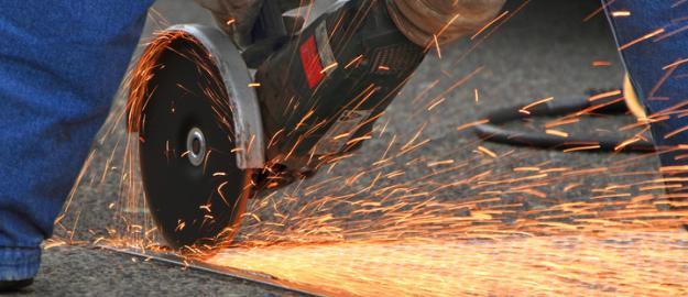 Neem maatregelen voor heet werk: lassen, branden en slijpen Risico's beperken bij lassen, branden en slijpen
