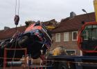 Bouwkraan valt op woningen. Foto: Claudie Bolster